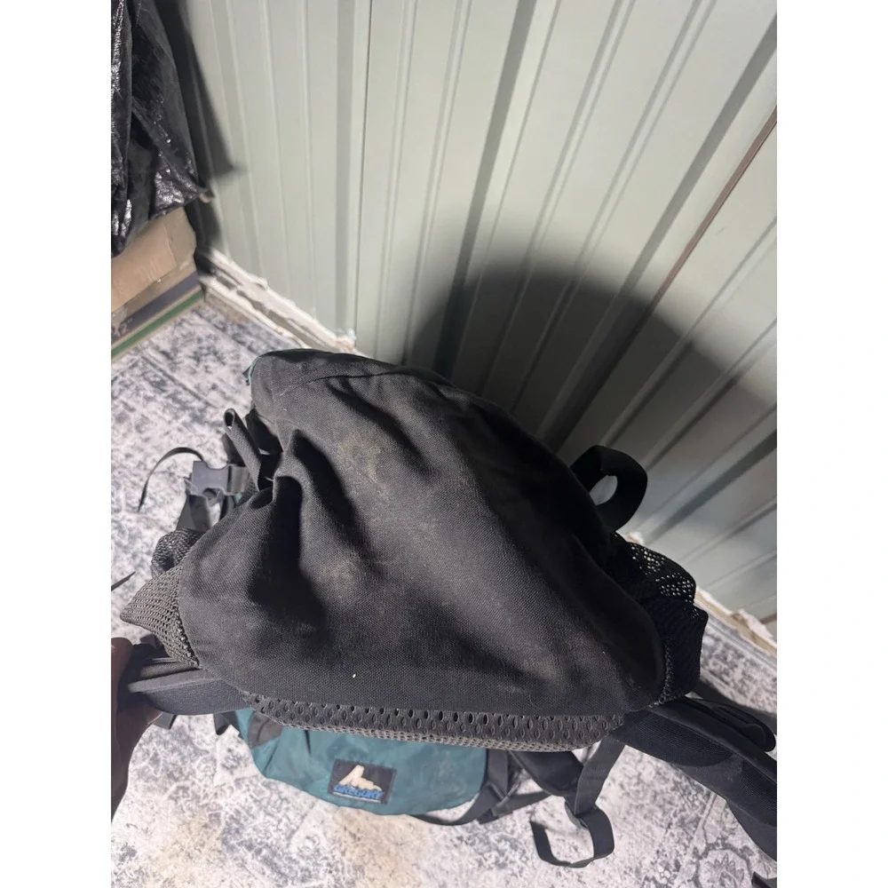 Vintage Gregory Hiking Backpack Internal Frame Green M